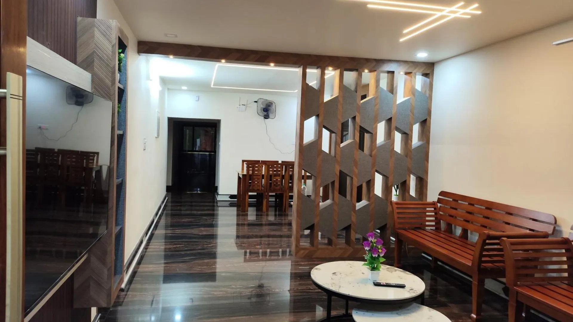 Eden Vibes Homestay Kallar  India